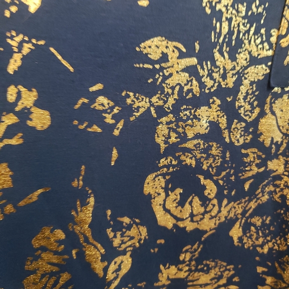 Lularoe Carly T-shirt dress Size 2\4 - Picture 3 of 6